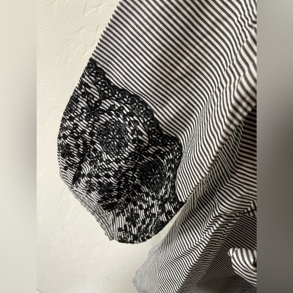 Calvin Klein| Poplin Wrap Top with Embroidered Balloon Sleeve•••+ Tie Waist - Picture 8 of 16